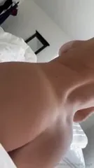 Marii_skyy Topless Bed Tease OnlyFans Video Leaked