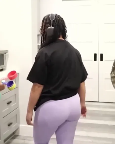 Mariiiisel Tight Leggings Ass OnlyFans Video Leaked