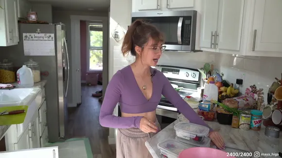 Maya_higa Purple Crop Top Kitchen OnlyFans Video Leaked