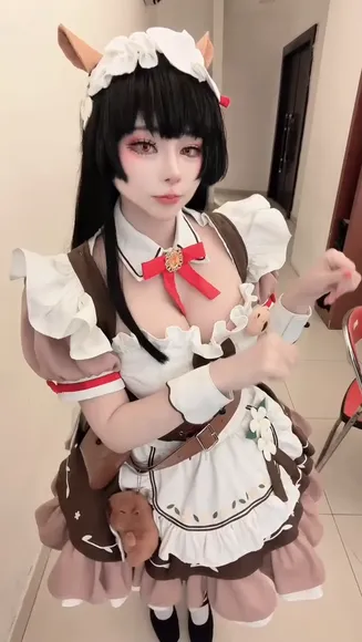 Meenfox Maid Outfit Tease OnlyFans Video Leaked