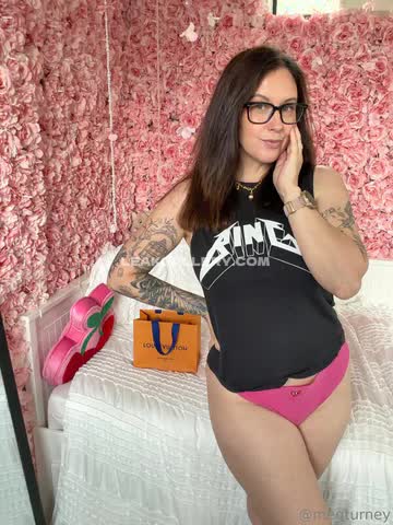 Megturney / Megturneyvip Exclusive Leaked Nude OnlyFans #14244554