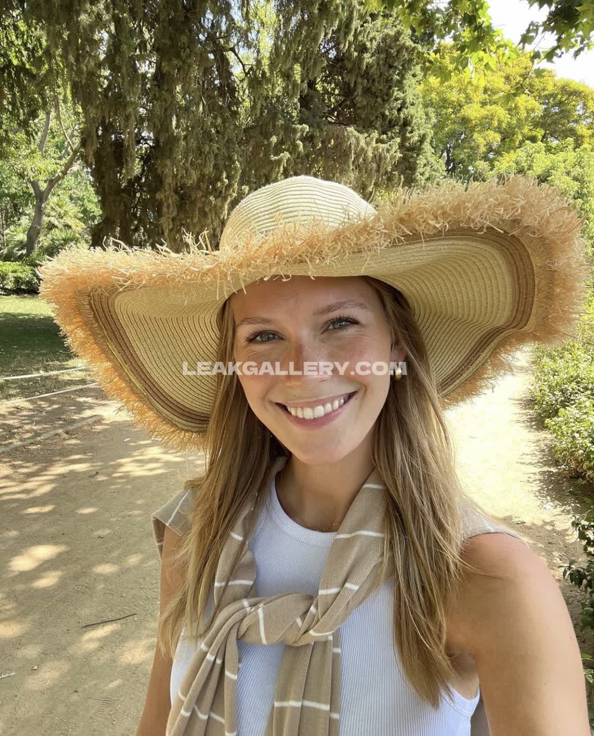 Melaniero Exclusive Leaked Nude OnlyFans #13101349