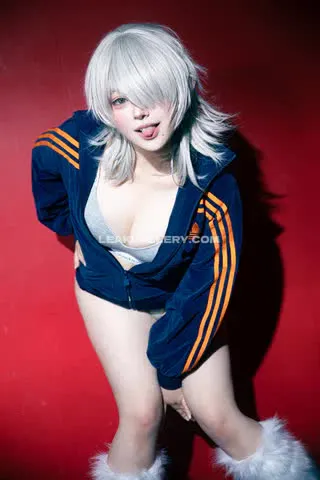 meleah_cos01