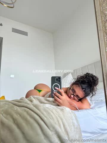 Melimtx Green Thong Bed Selfie OnlyFans Photo Leaked