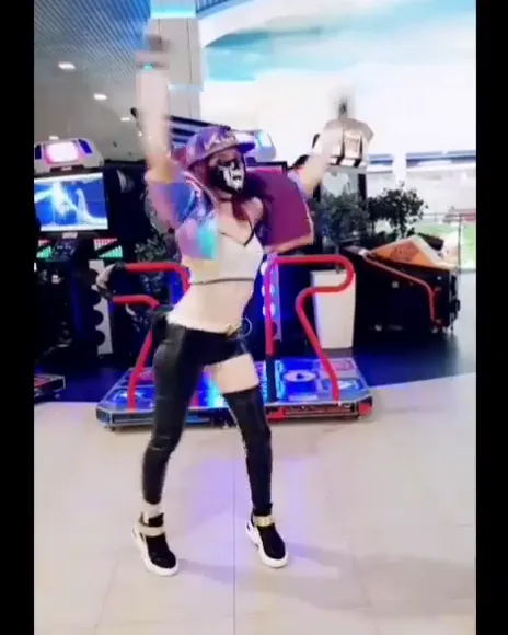 Melissa_lissova Masked Dance In Leather OnlyFans Video Leaked