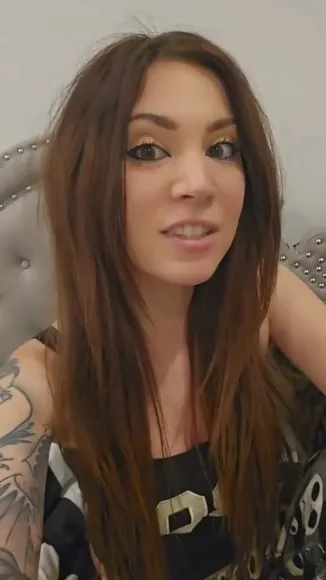 Meloniemac Tattooed Arms Tease OnlyFans Video Leaked