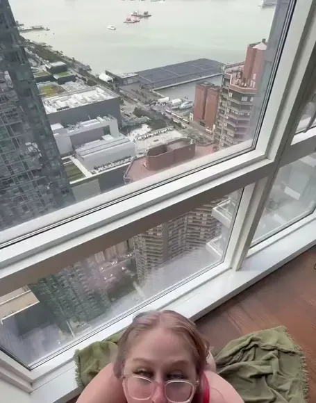 Meowburst Window Ledge Tease OnlyFans Video Leaked