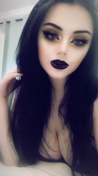 Meowsyvt Deep Cleavage Tease OnlyFans Video Leaked