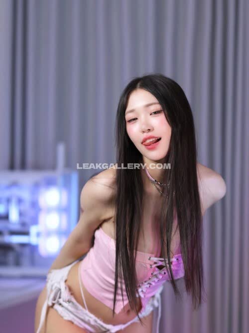 Meriolchanfree / meriolchan Exclusive Leaked Nude OnlyFans #12228662