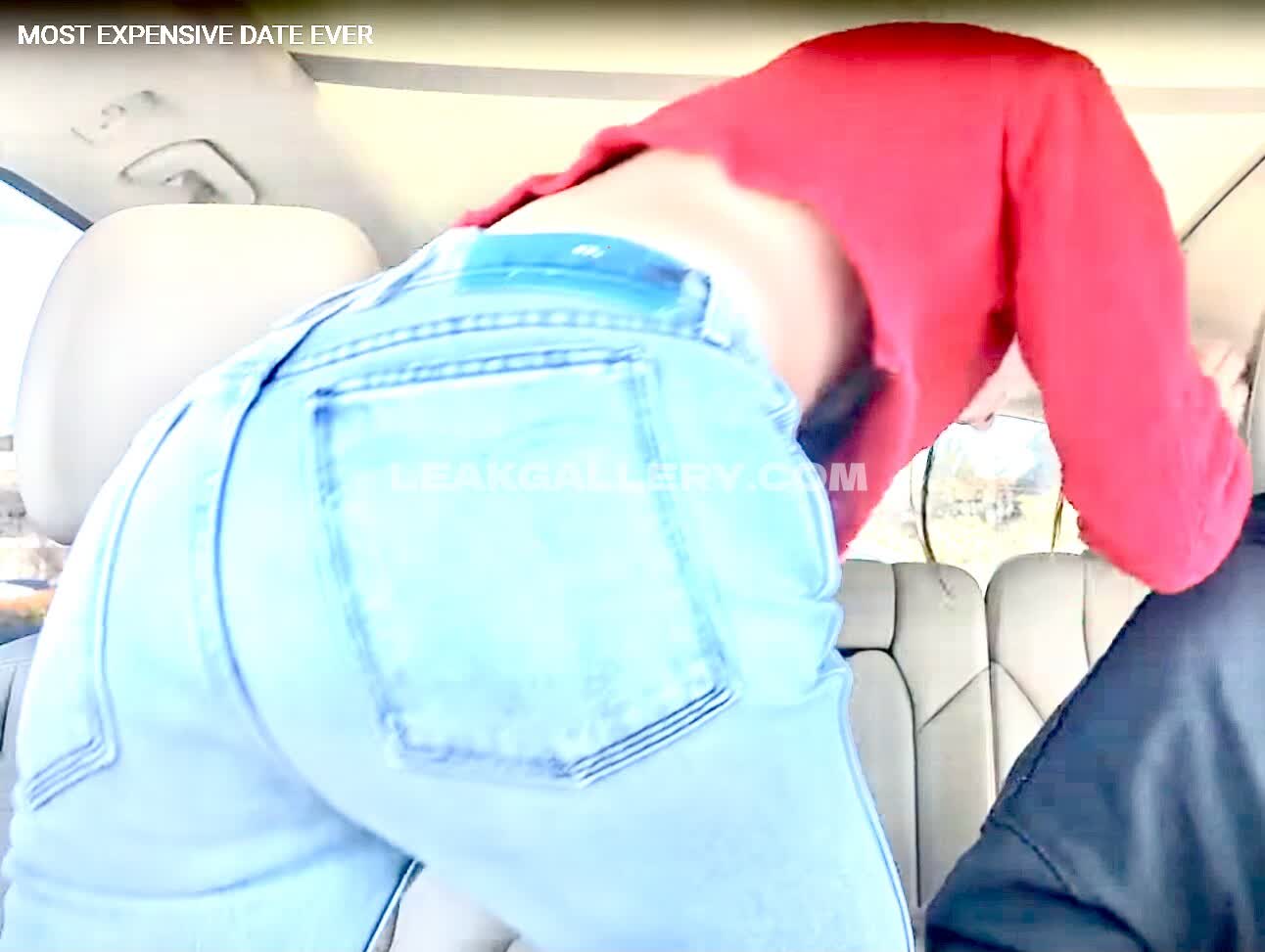 Merrelltwins Exclusive Leaked Nude OnlyFans #12850760
