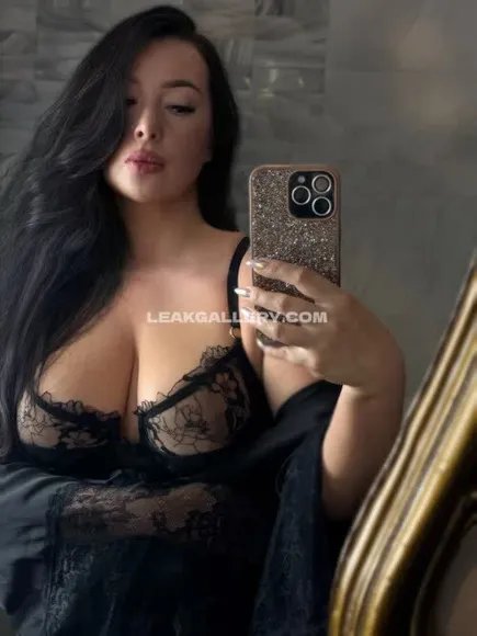 Merriolya Exclusive Leaked Nude OnlyFans #12306310