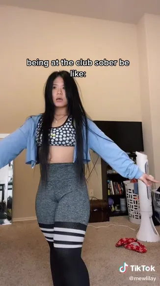 Mewlilayy Tight Shorts Twerking OnlyFans Video Leaked
