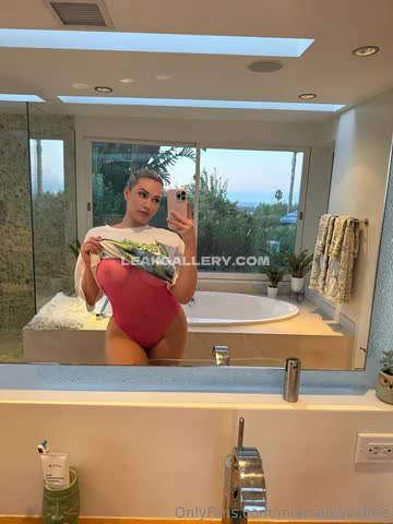 Miamalkova / Miamakolva Exclusive Leaked Nude OnlyFans #13845594