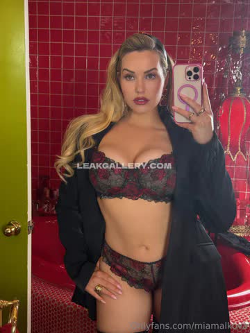 Miamalkova / Miamakolva Exclusive Leaked Nude OnlyFans #13844505