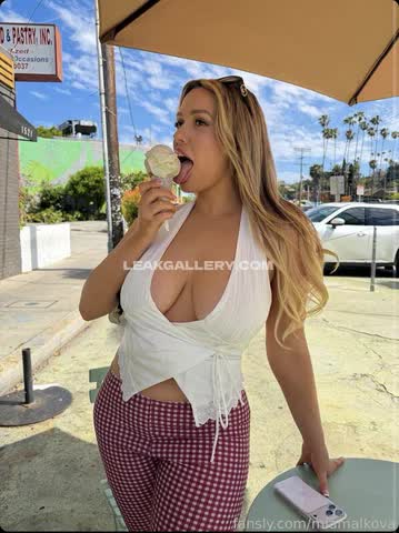 Miamalkova / Miamakolva Exclusive Leaked Nude OnlyFans #13851646