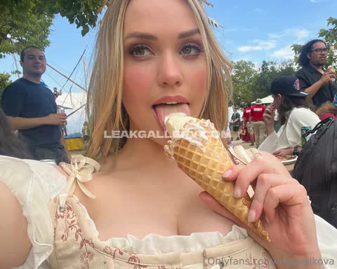 Miamalkova / Miamakolva Exclusive Leaked Nude OnlyFans #13845077