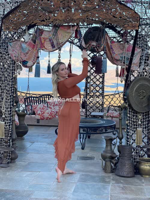 Miamalkova / Miamakolva Exclusive Leaked Nude OnlyFans #13850193