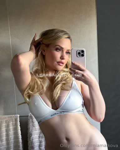 Miamalkova / Miamakolva Exclusive Leaked Nude OnlyFans #13841597