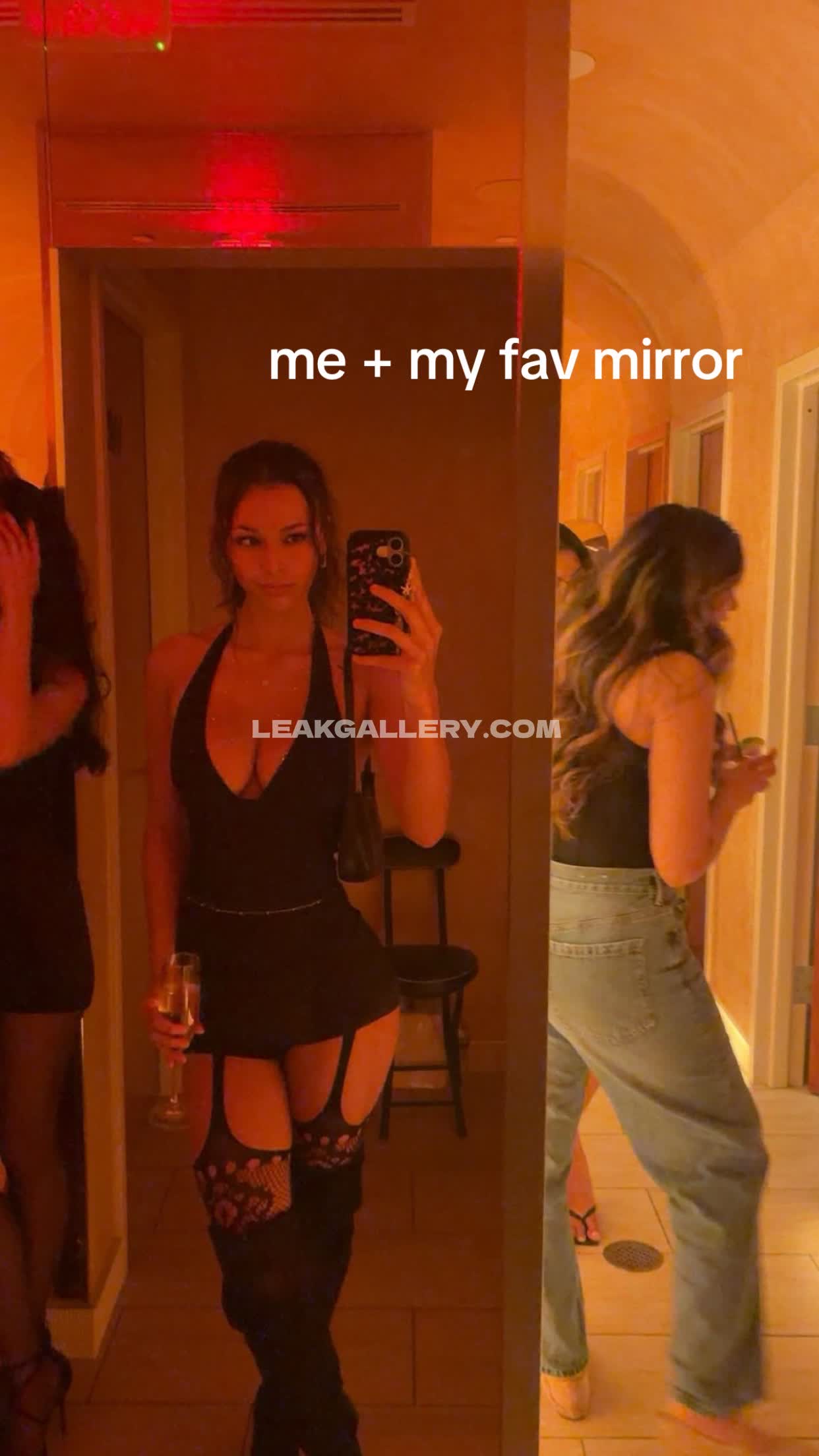 Miawynnbts / miawynning / miawynn_ Exclusive Leaked Nude OnlyFans #12911354