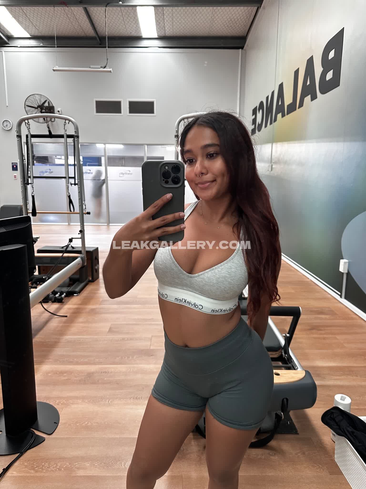 Miaz1234 Exclusive Leaked Nude OnlyFans #12694683