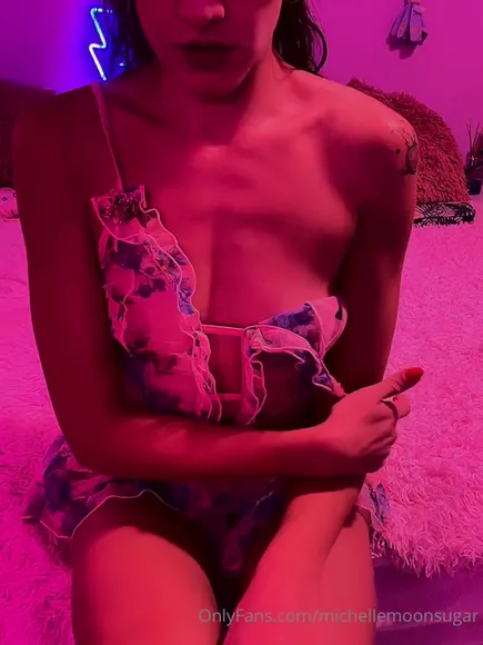 Michellemoonsugar Topless Tit Play Tease OnlyFans Video Leaked