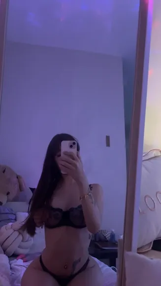 Mielparadise Lace Bra And Thong OnlyFans Video Leaked