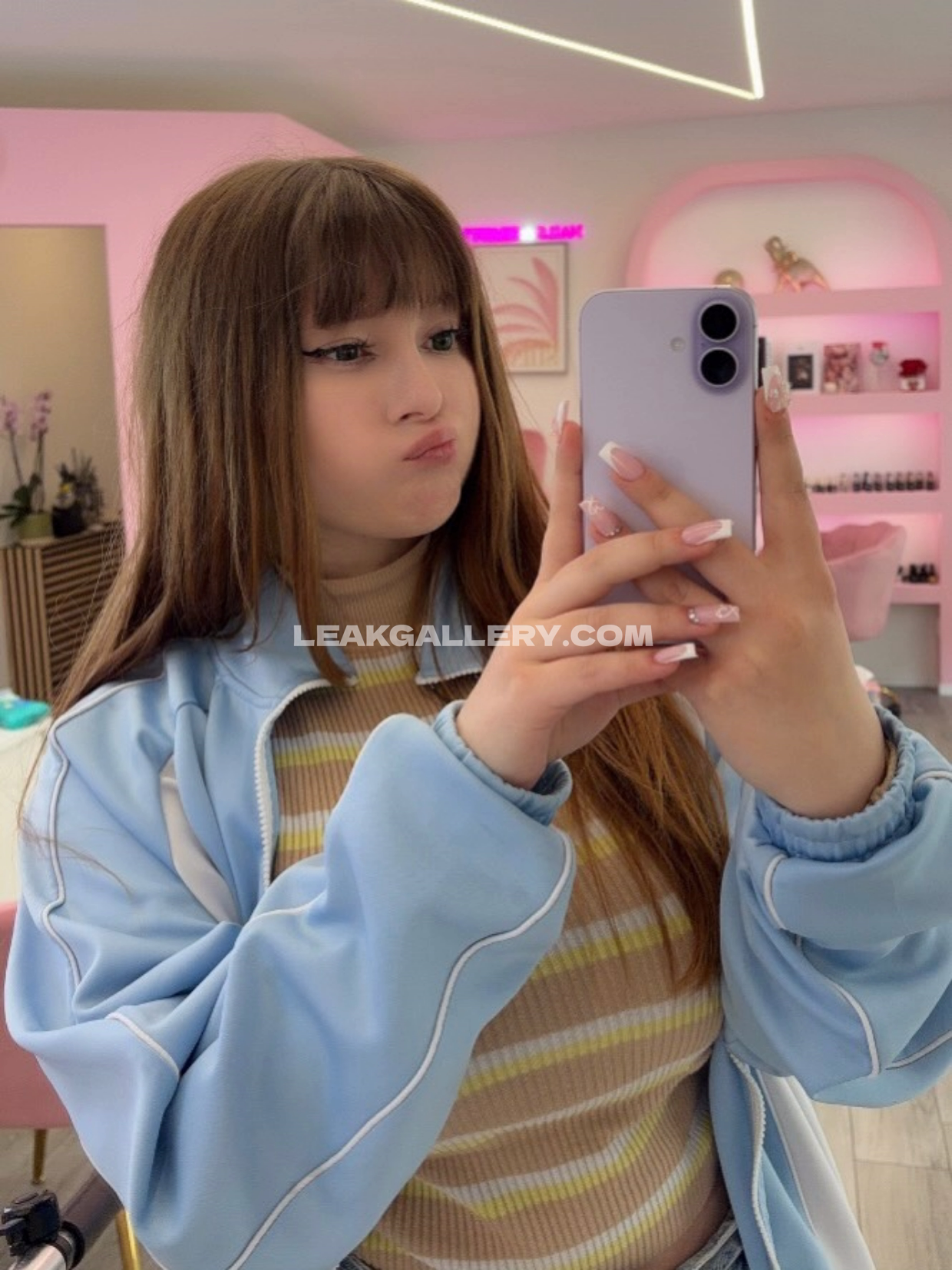 Mikaiichan Эксклюзивная утечка обнаженных OnlyFans #12377555