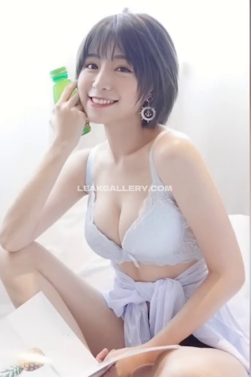 Mikowong Exclusive Leaked Nude OnlyFans #12268361