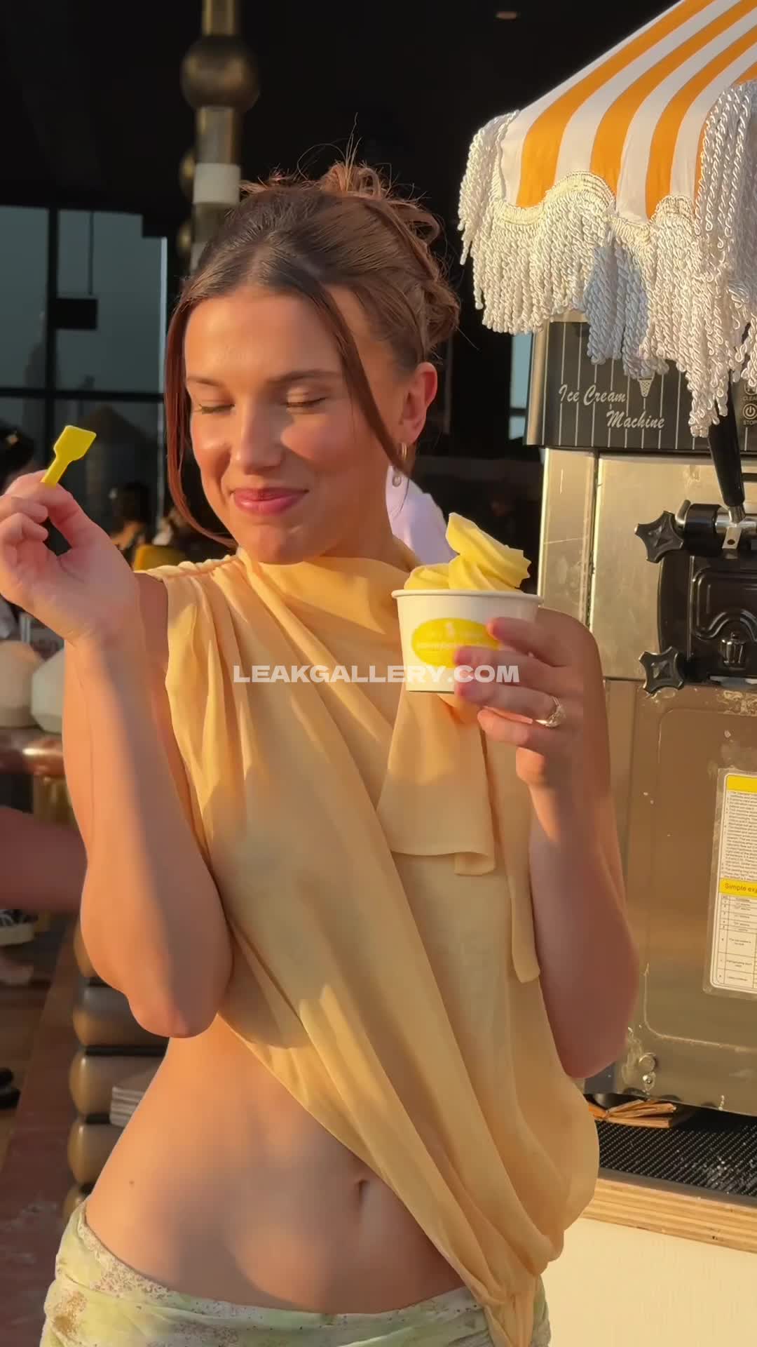 Milliebobbybrown Exclusive Leaked Nude OnlyFans #12979532