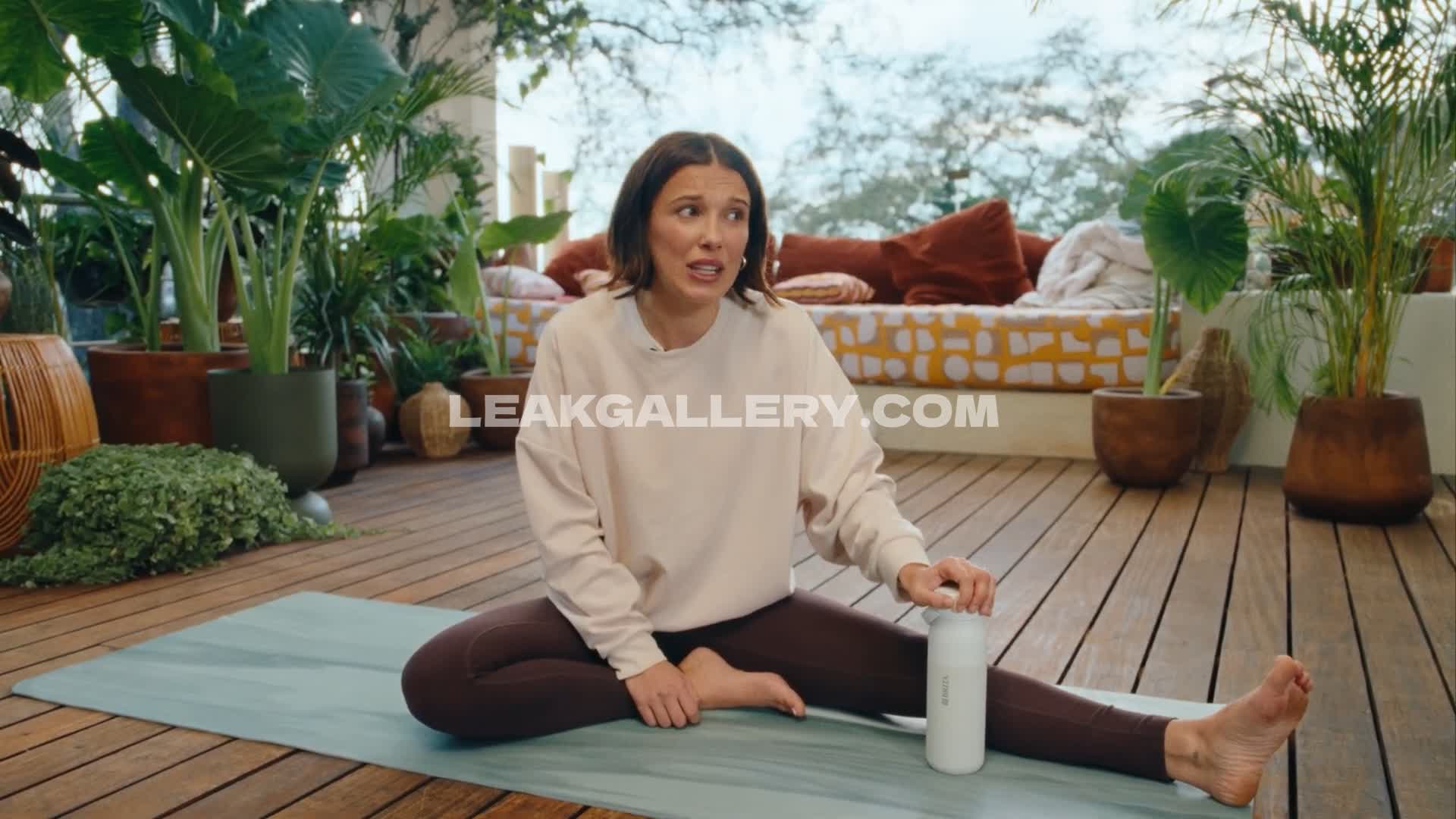 Milliebobbybrown Exclusive Leaked Nude OnlyFans #12581768