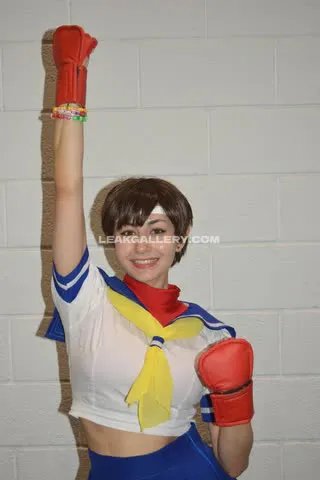 mimidoescosplay