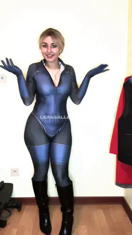 mimidoescosplay