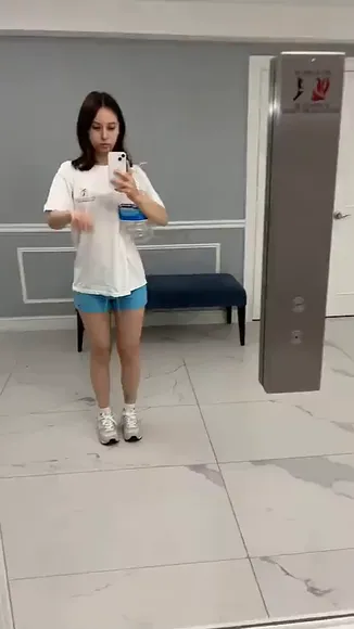 Minecraft_slump Casual Outfit Mirror Selfie OnlyFans Video Leaked