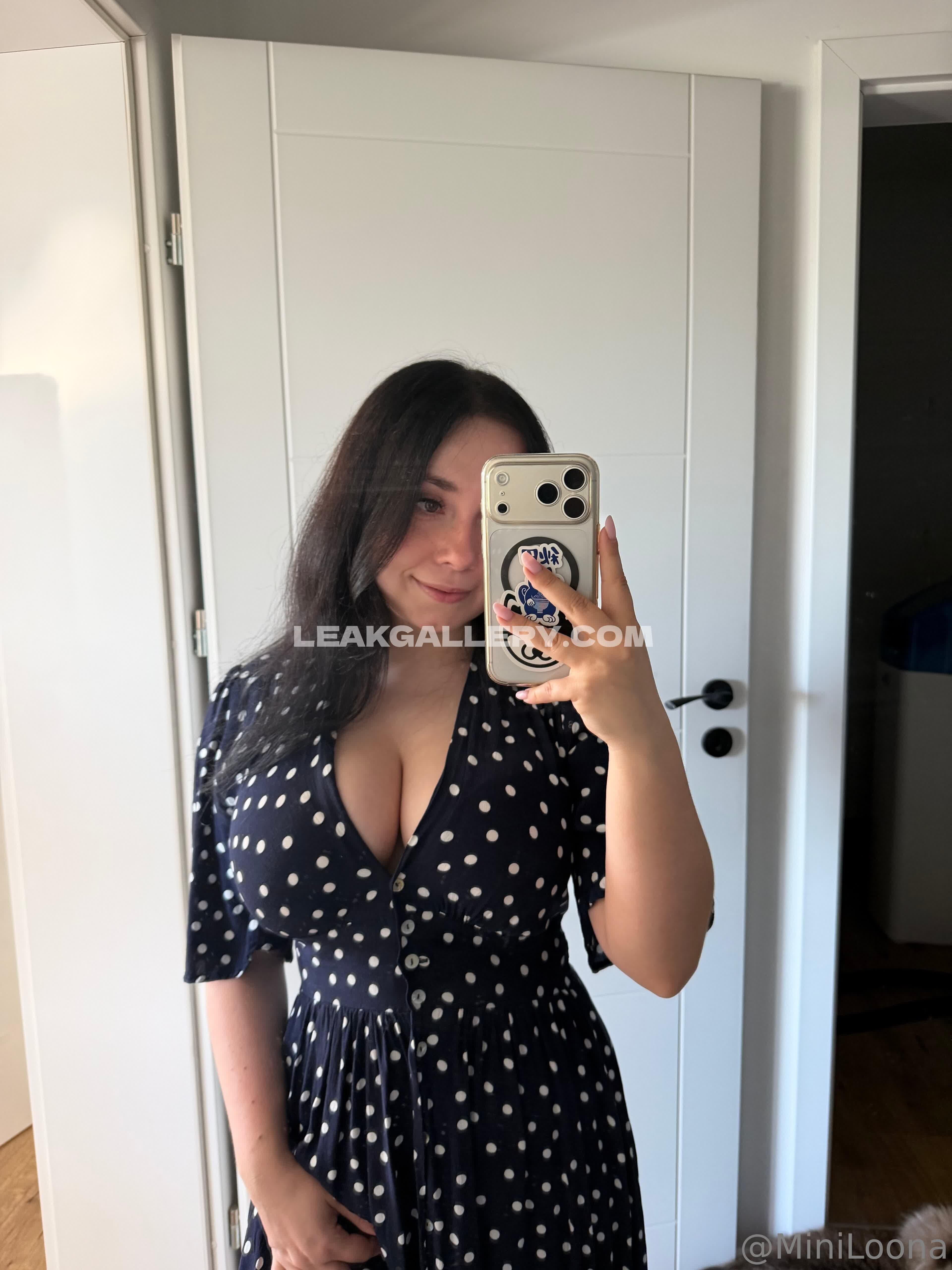Miniloonaa OnlyFans Nudi in Esclusiva Trapela #12679975