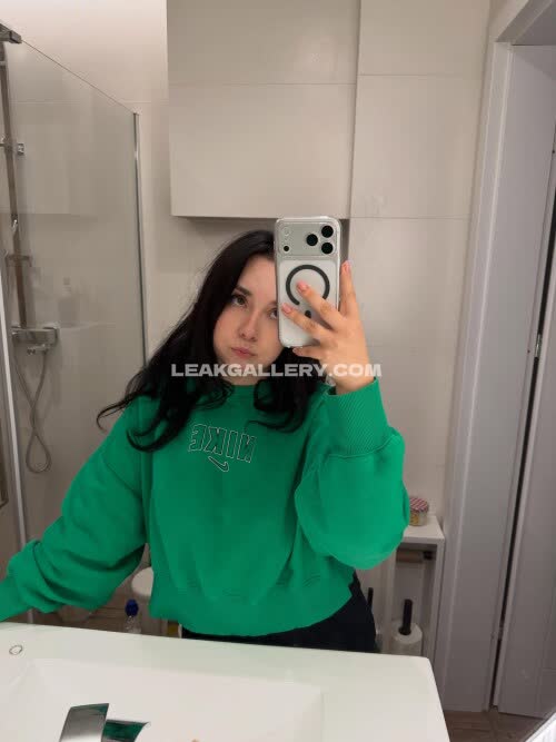 Miniloonaa Exclusive Leaked Nude OnlyFans #12191392