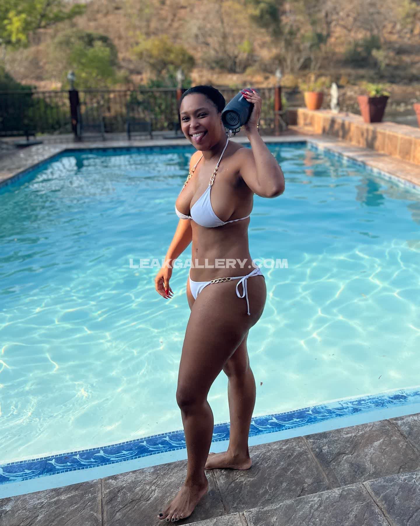 Minniedlamini Exclusive Leaked Nude OnlyFans #13076977