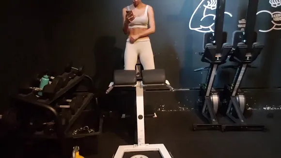 Mira Gym Bra And Leggings OnlyFans Video Leaked