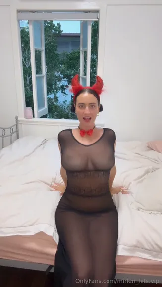 Mirlen_hitss Sheer Dress Strip Tease OnlyFans Video Leaked