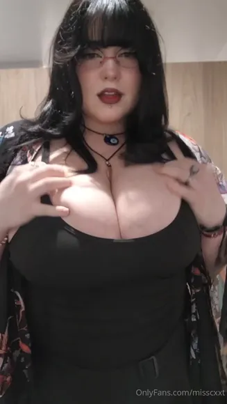 Misscxxt Massive Tits Outlined OnlyFans Video Leaked