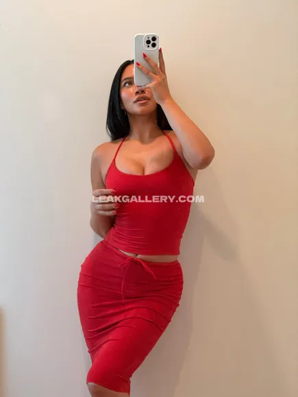 missjuliakelly