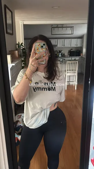missnicolee8