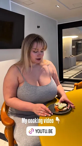 Missparaskeva Grey Camisole Cleavage Display OnlyFans Video Leaked