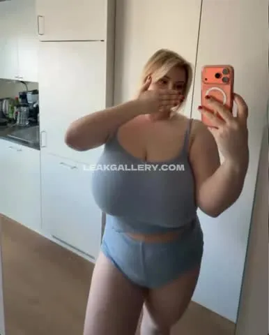 Missparaskeva Light Blue Lingerie Selfie OnlyFans Photo Leaked