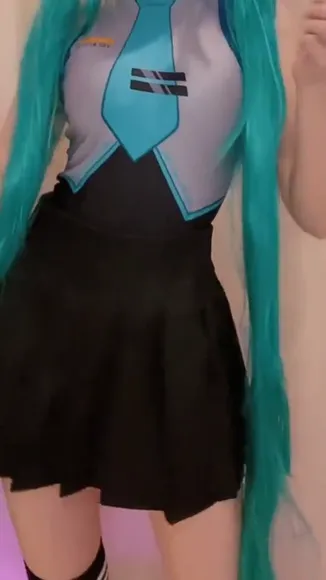 Mistykittyyy Schoolgirl Outfit Tease OnlyFans Video Leaked