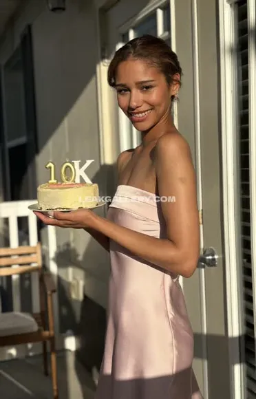 Mixiepixietoo Exclusive Leaked Nude OnlyFans #12208781