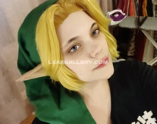 Moemoefever Elf Ears Costume Tease OnlyFans Photo Leaked