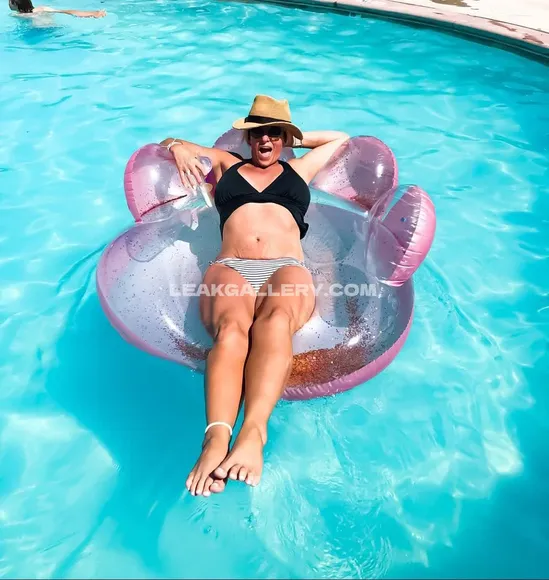 Mombod81 Exclusive Leaked Nude OnlyFans #14821325