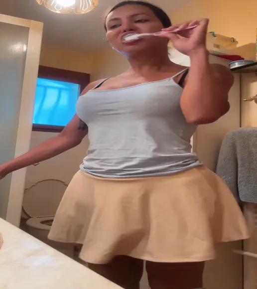 Moniqueauclair1980 Braless Top Tease OnlyFans Video Leaked