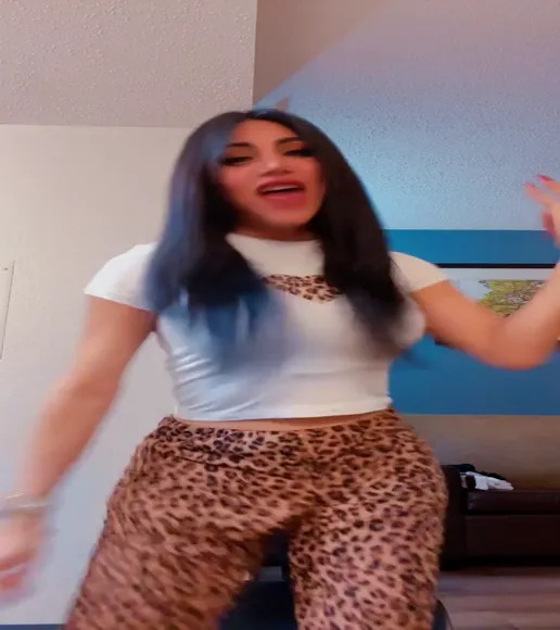 Moniqueauclair1980 Leopard Print Pants Twerk OnlyFans Video Leaked
