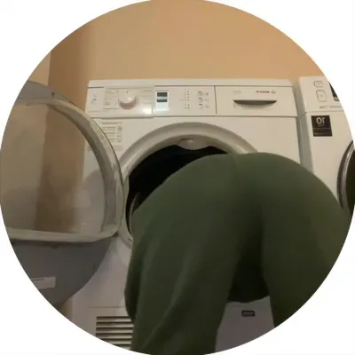 Moo_na_moo Bent Over Laundry OnlyFans Video Leaked
